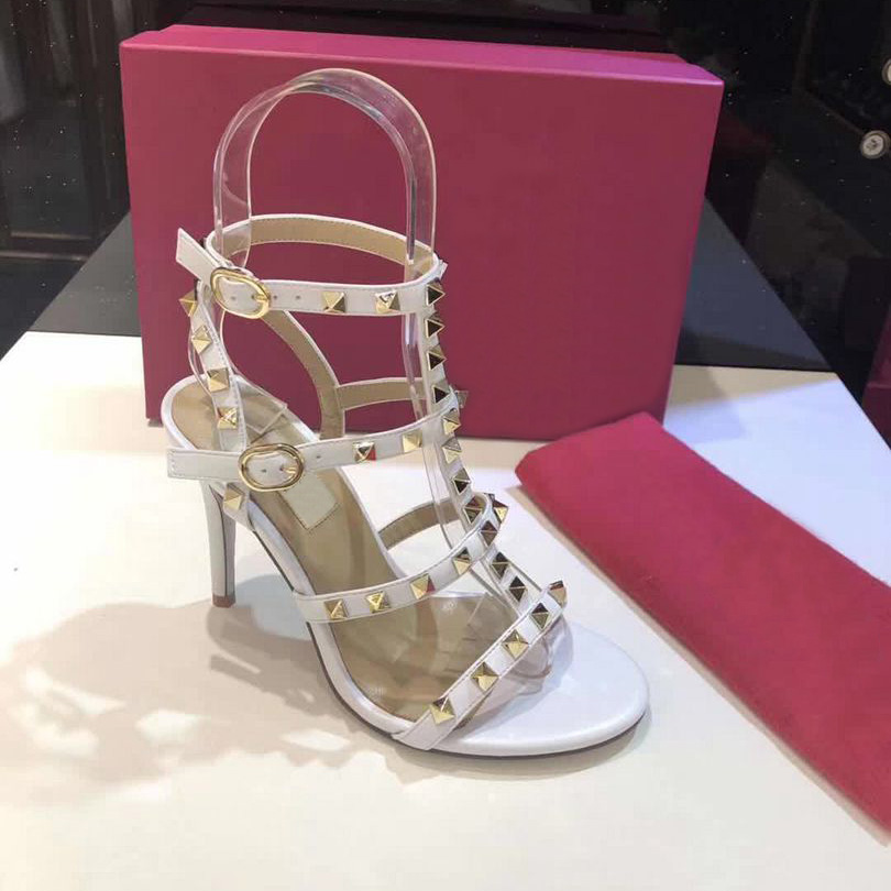 

2021 Arrival Women Flats Sandals Rivets Studs Ladies Summer Punk Shoes Buckle Strap Spikes Female Gladiator Sandals