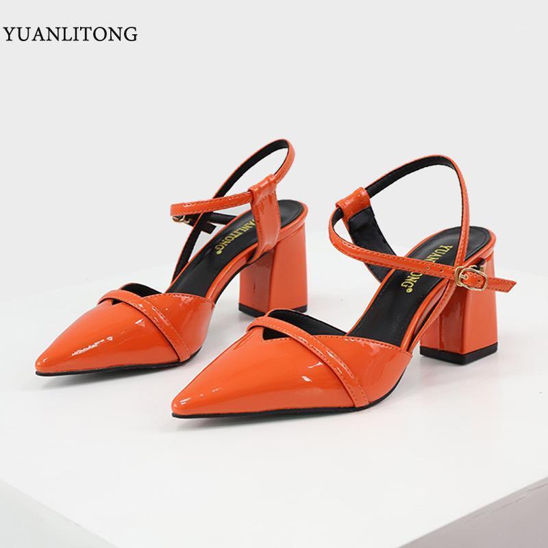 

Popular Japanned leather thick high heels shoes women metal buckle band pumps woman sandals pointed toe slingback chic tacones1, Black