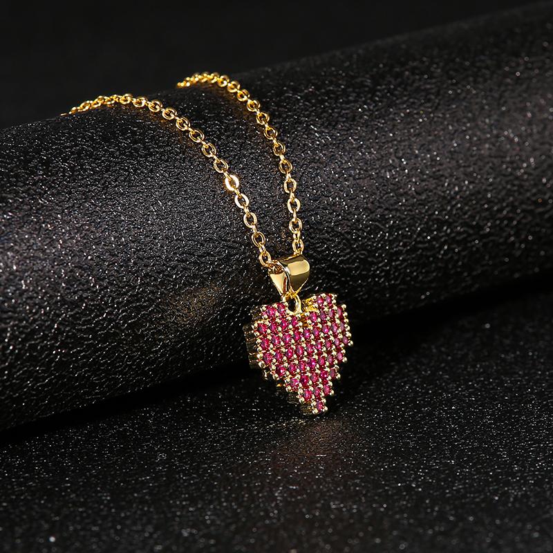 

Pendant Necklaces 2021 Trendy Golden Stainless Steel Red Crystal Heart Necklace For Women Charm Cute Girl