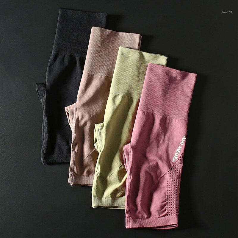 

Seamless Stretchy Workout Sport Shorts Women Fitness Yoga Short Pants High Waist Yoga Shorts Sport Training Women Gym Sportswear1, Red