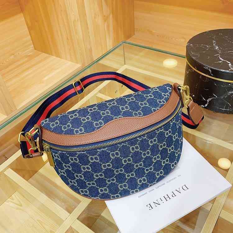 

Denim canvas bag new fashion messenger saddle waist women's summer chest simple design Handbags Premium, Blue