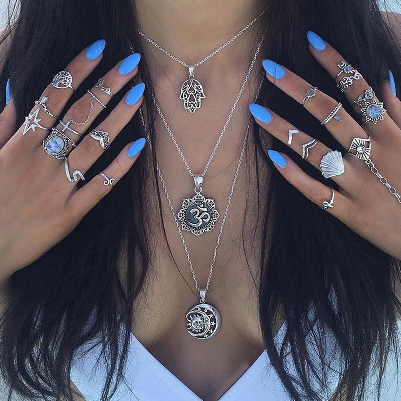 

Personality Palm Om Tarot Symbol Moon Star Pendant Multilayer Necklace Women Silver Wedding Party Exquisite Jewelry Accessories