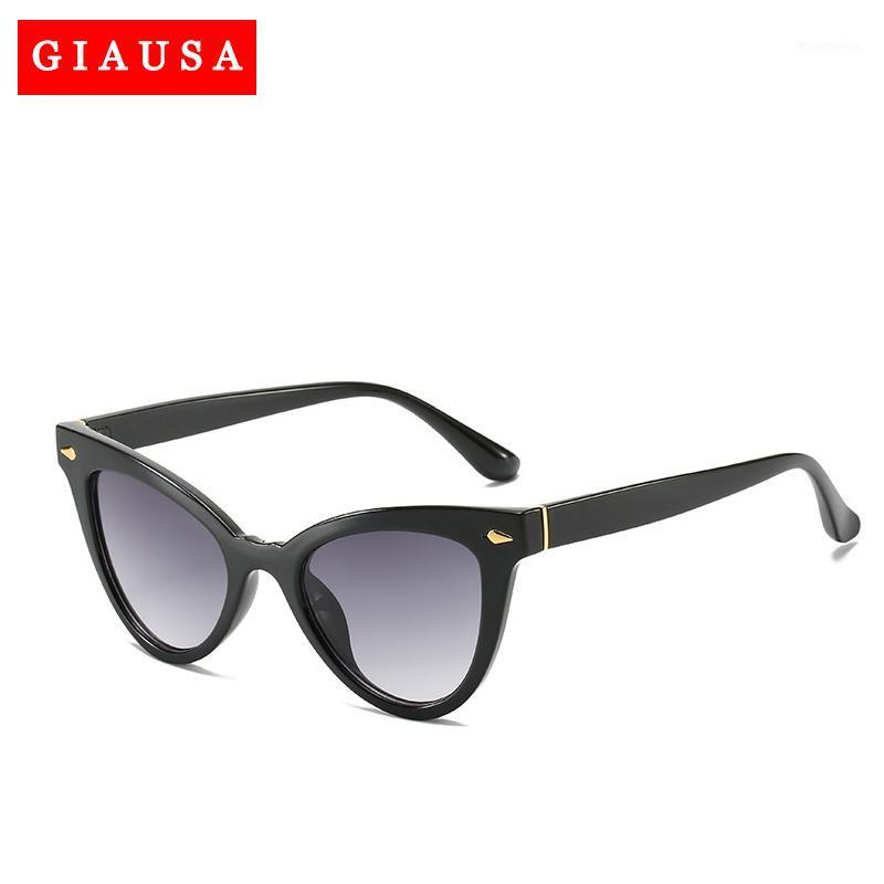 

2020 Women Cat eye Sunglasses Vintage shades for women Oversized Gradient Cateye sunglasses Sexy Big Glasses1