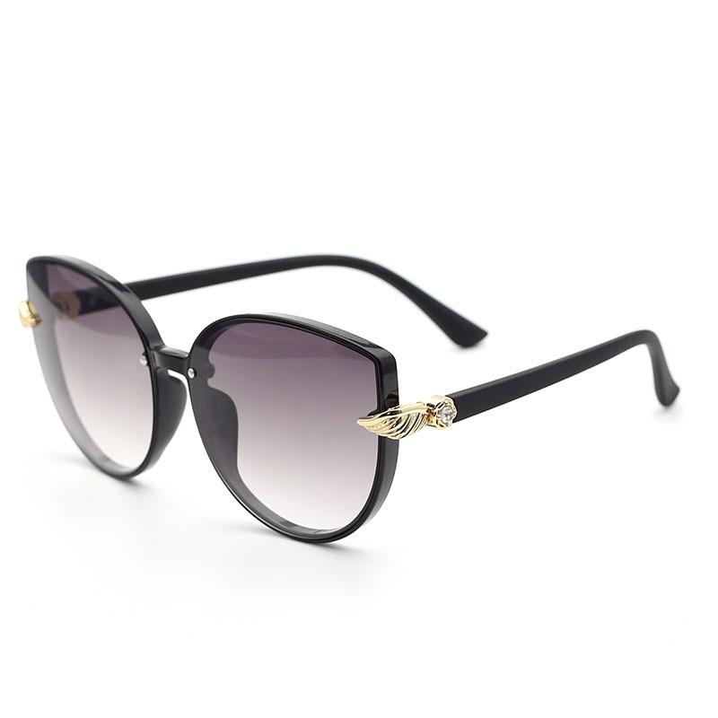 

Sunglasses Fashion Diamond Women Men Design Vintage Cat Eye Shades Metal Hollow Out Ladies Eyewear UV400 Oculos