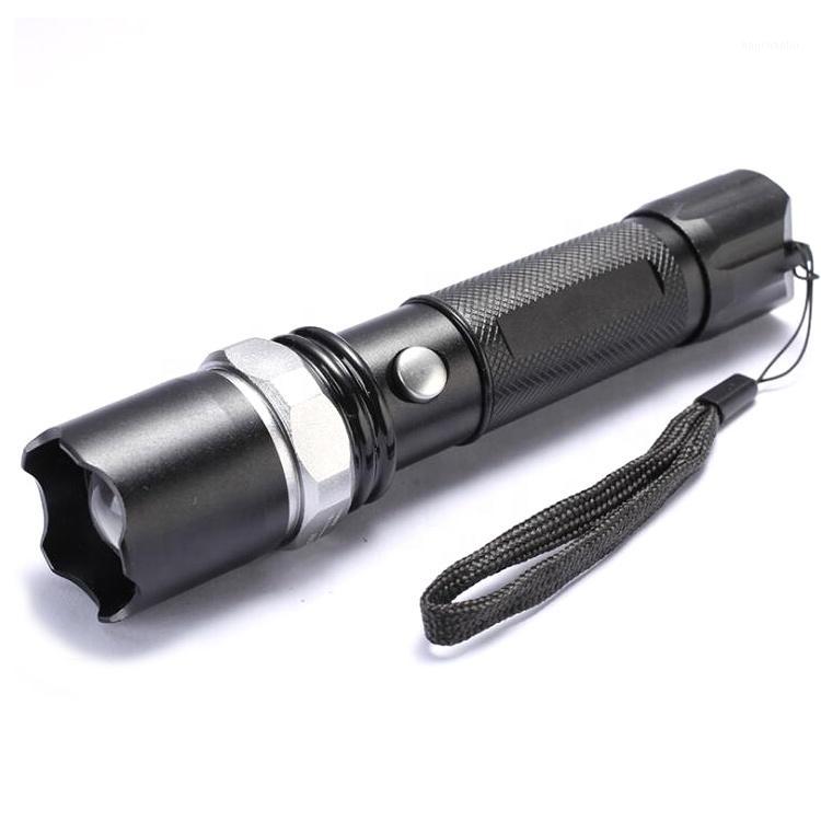 

Aluminium Alloy Rotating Zoom Rechargeable Led Torch1