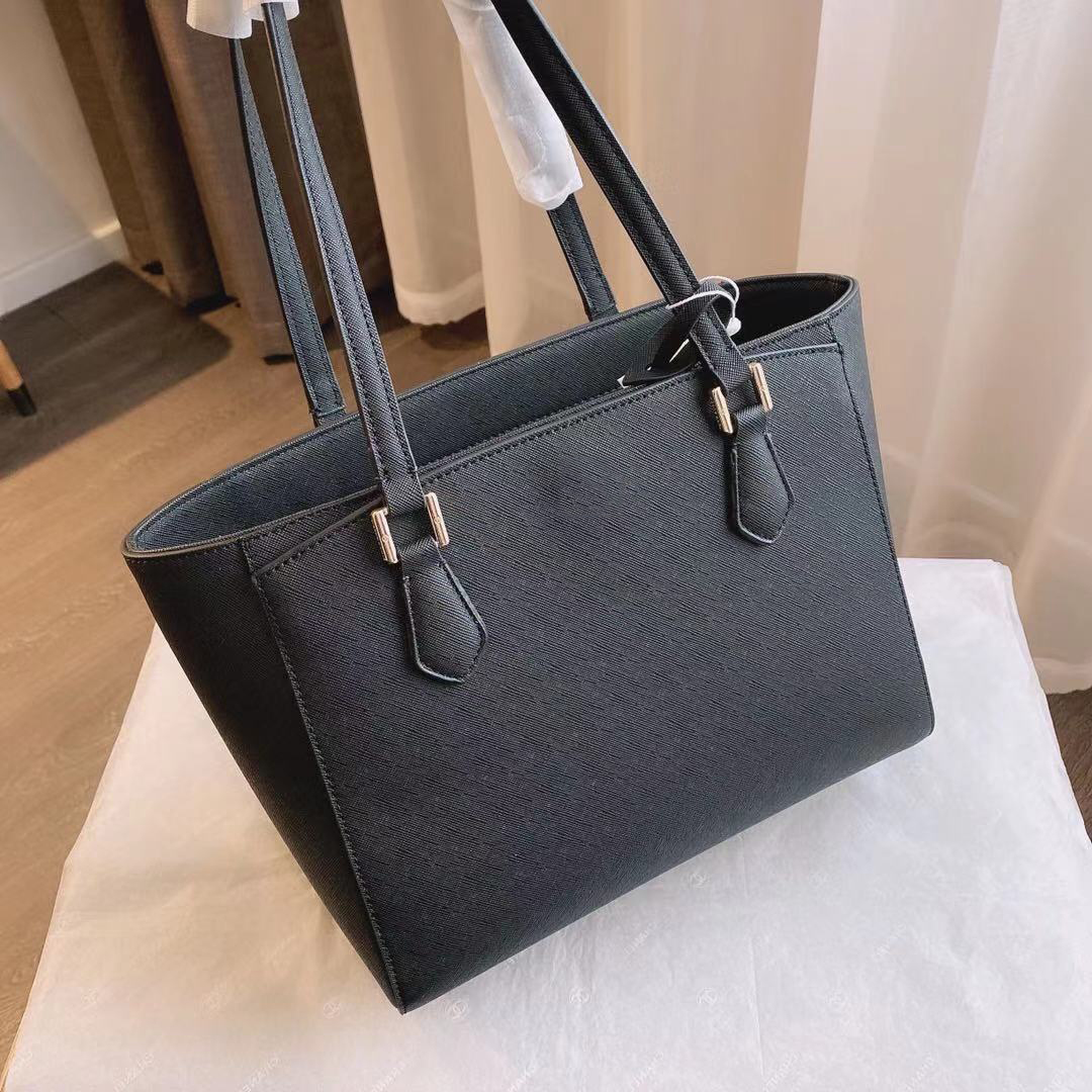 

Tote shopping bags,Large capacity classical Tory bechy brand shoulder tote bags Serial with Number large capacity purse, Random gift bag