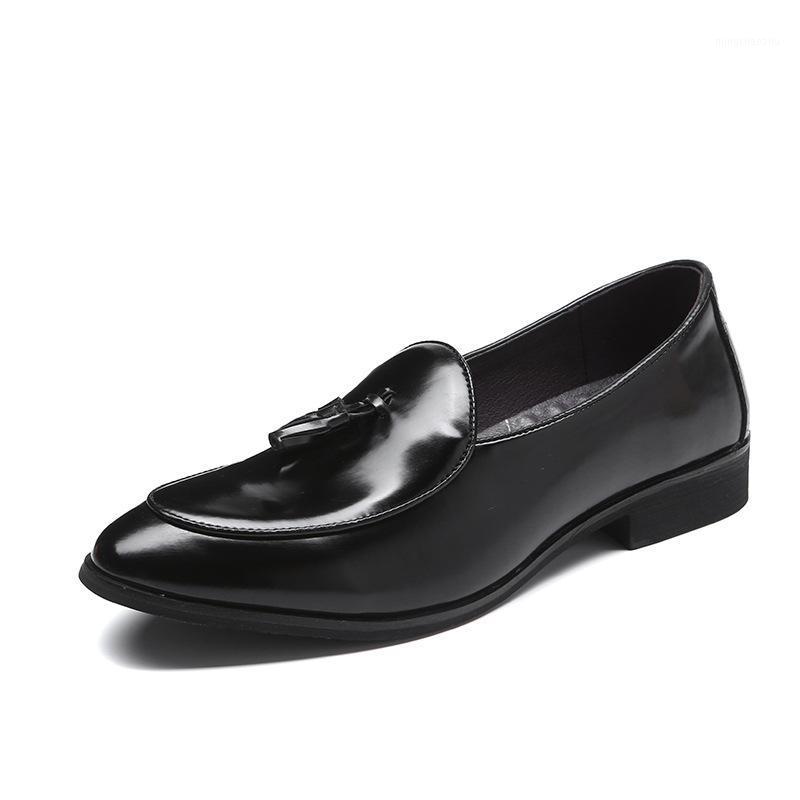 

New Fashion Men Big Size Casual Leather Shoes Tassel Slip on Loafers Elegant Men Wedding Party Formal Shoes Red Black Flats Shoe1