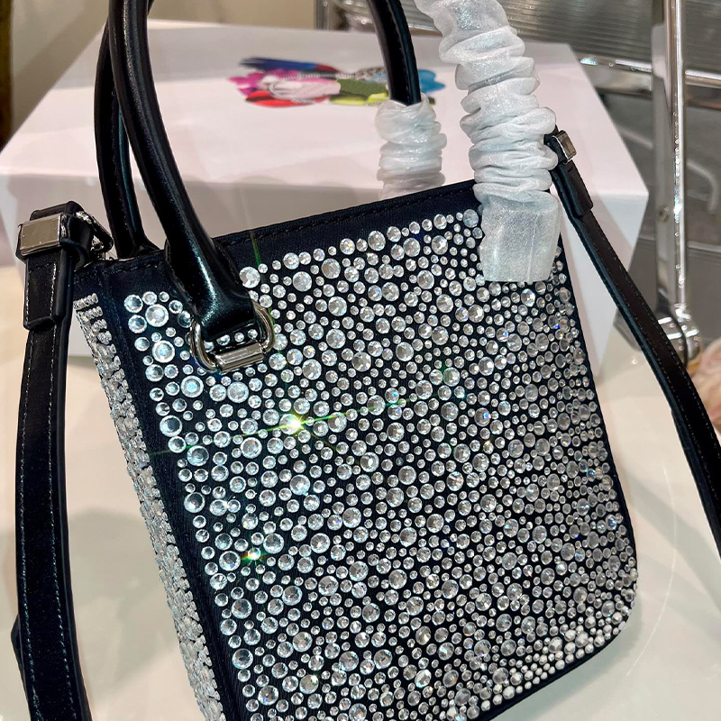 2023 Full Diamond Handbags Designer Woman Totes Mini Shoulder Bag Fashion Messenger Bags