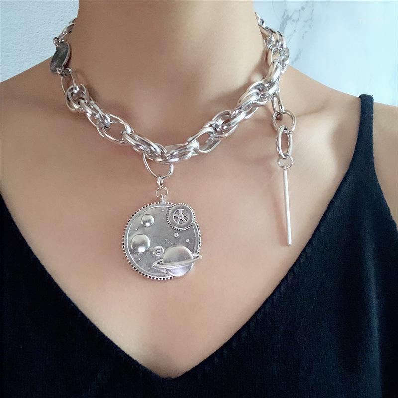 

2020 New Fashion Jewelry Women Choker Bib Collar Necklaces Creative Starry Design Necklace Punk Hip Hop Clavicle Necklace1