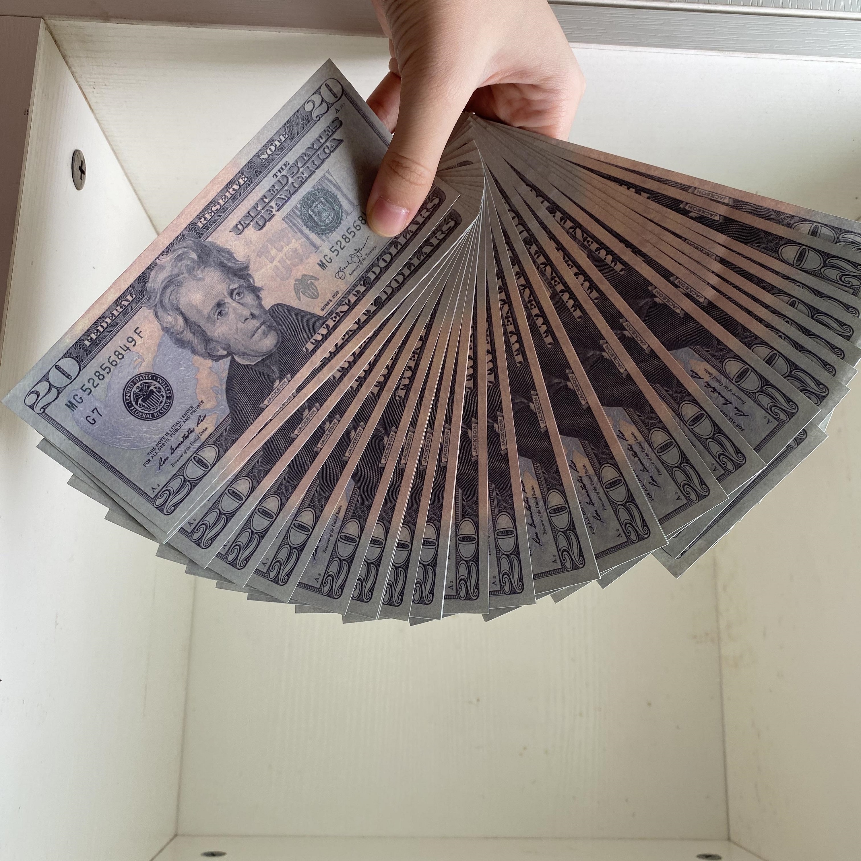 

USD Realistic American Pretend Money 20 Dollars Bills Fake Movie Money Counterfeit Frank Toys Prop 100 pcs/pack