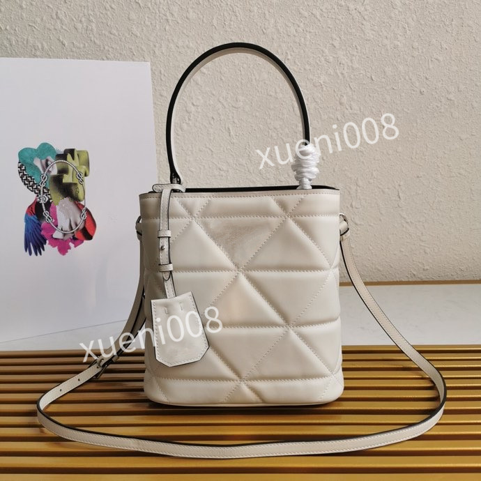 

High Quality Leather purse tote new fashion shoulder bag serial number date code bk122823, 02