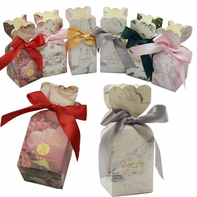 

Wedding Favors and Gifts Box Paper Candy Boxes Bomboniera Giveaways Bags Baby Shower Birthday Party Decorations Supplies1