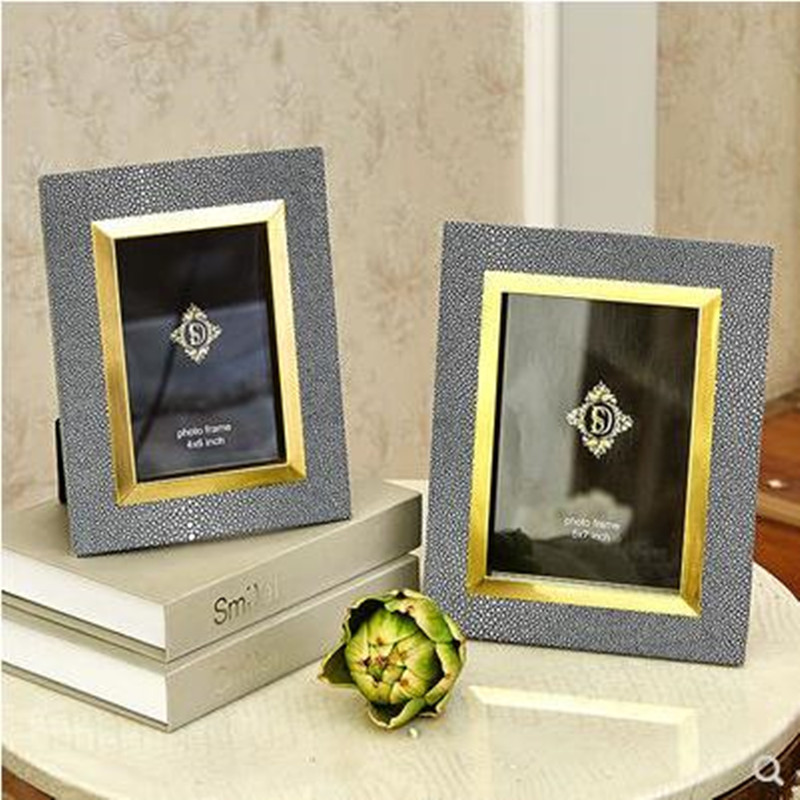 

Creative gray leather metal decorative photo frame, retro European home office restaurant bar decorations, wedding gifts