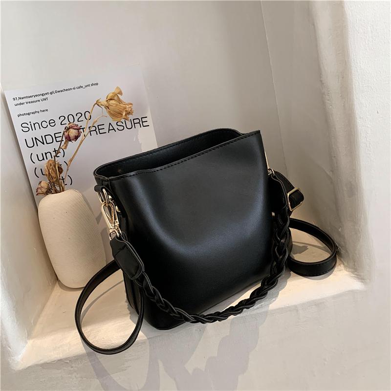

Fashion Solid Color PU Leather Shoulder Bucket Bags for Women 2021 New Casual Crossbody Bag Designer Handbag Sac A Main, Black