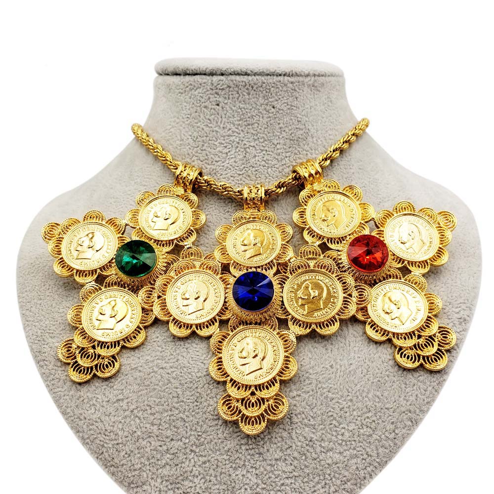 Dubai New Fashion jewelry 18k Gold Color chain Pendant custom Necklace Women/Men Head portrait Coin blue red stone-image-708869124