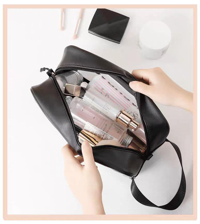 

1PCS multifunctional ladies cosmetic bag waterproof translucent storage bag cosmetic storage box PVC travel1, Black (small)