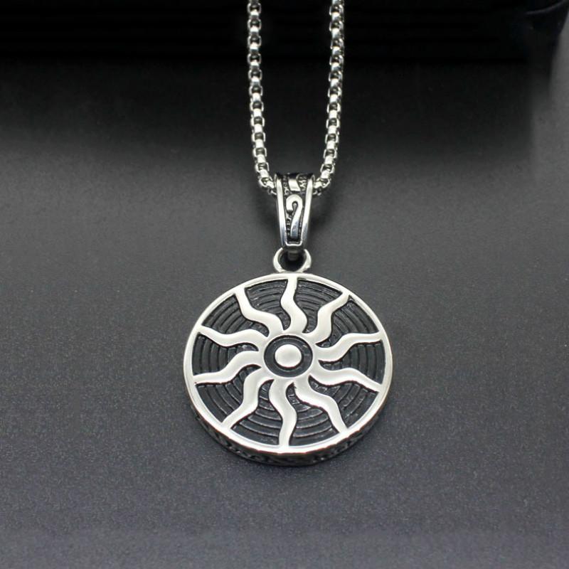 

Vintage Round 316L Stainless Steel Sun God Pendant Chain Necklace Punk Rock Fire Pattern for Men Women Necklace Jewelry Gift