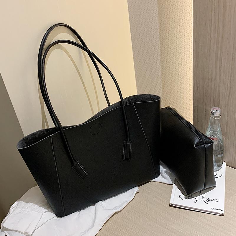 

Luxury Designer Leather Composite Bag High Capacity Shoulder Bags Solid Color Totes Handbags Simple Bucket Package Underarm Bags, Black