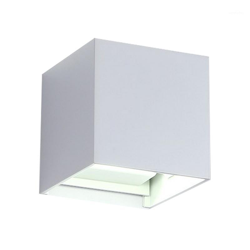 

Aluminum Outdoor LED Wall lamp Waterproof IP65 Modern Nordic style Indoor Wall mounted light Living Room Porch Garden Lamp DC12V1