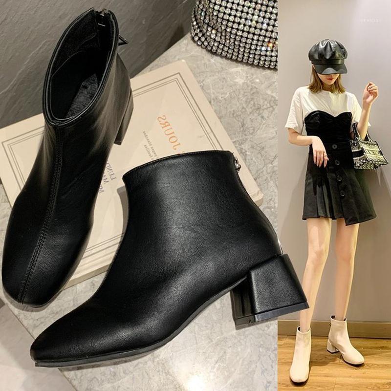 

Women's Square Heel Ankle Boots Female Black White Fashionable Low Boots Spring Autumn Back Zipper Metal Decorative1, Black leather