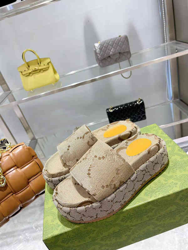 

Slippers platform Women's slide sandal Platform sole with rubber bottom 2.2\ 3BFI, 1# shoe box