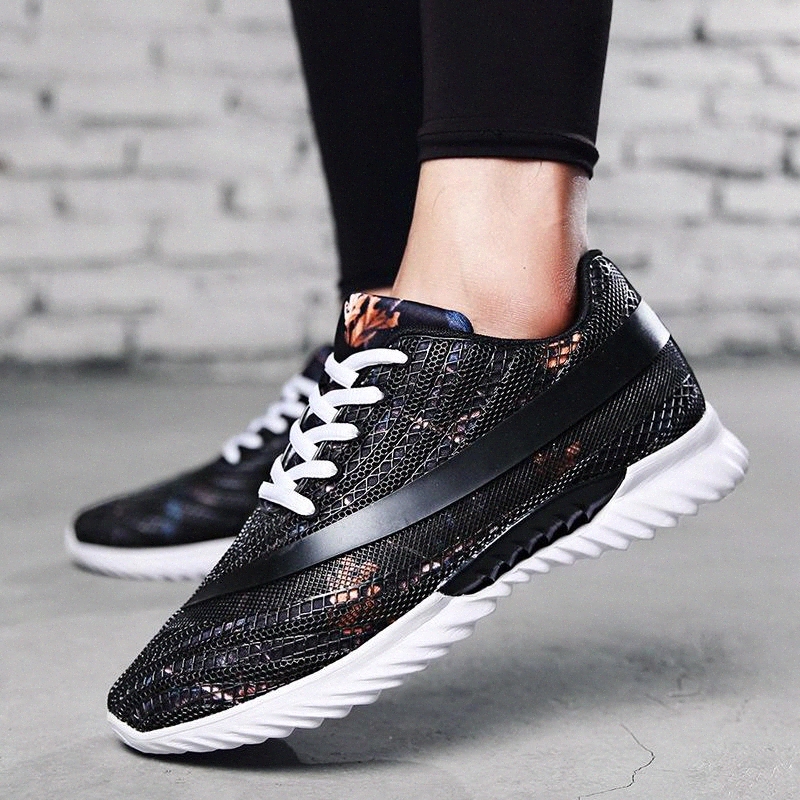 

Summer Fashion Shoes Men Unisex Lover Casual Men Shoes Breathable Network Lightweight Sneakers Slip On Flats For Man #TC2j