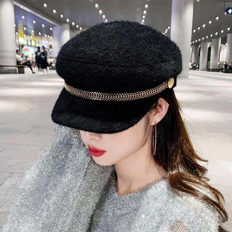 

2020 New Autumn Winter Imitated Mink Hair Metal Fishbone Chain Octagonal Hat Men Women Leisure All-match Beret Cap, White