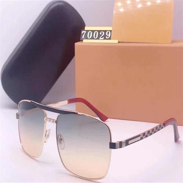 

Summer Womens Men Sunglasses Fashion Woman Sunglasses Adumbral Goggle Glasses UV400 Car 70029 6 Color Highly Quality with Box, White;black
