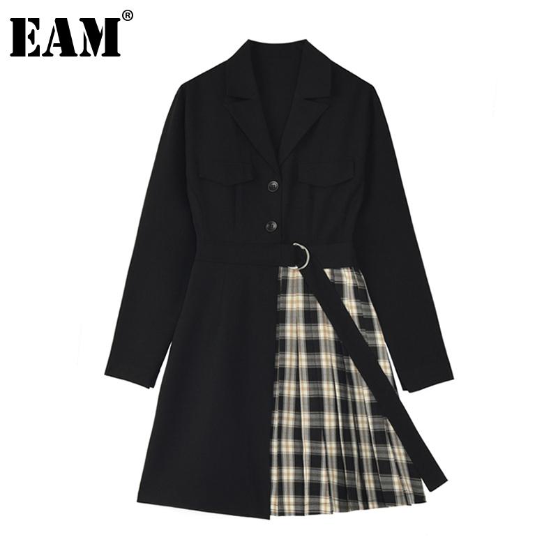 

EAM] Women Black Brief Plaid Stitch Temperament Dress New Lapel Long Sleeve Loose Fit Fashion Tide Spring Autumn 2020 1Z704