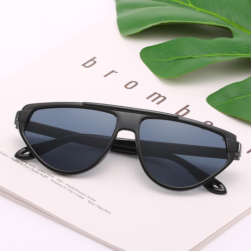 

Large Oval Women Sunglasses Triangle Cat Eye Jelly Color Sunglasses Trend Street Shooting Glasses for Men Women Travel Oculos
