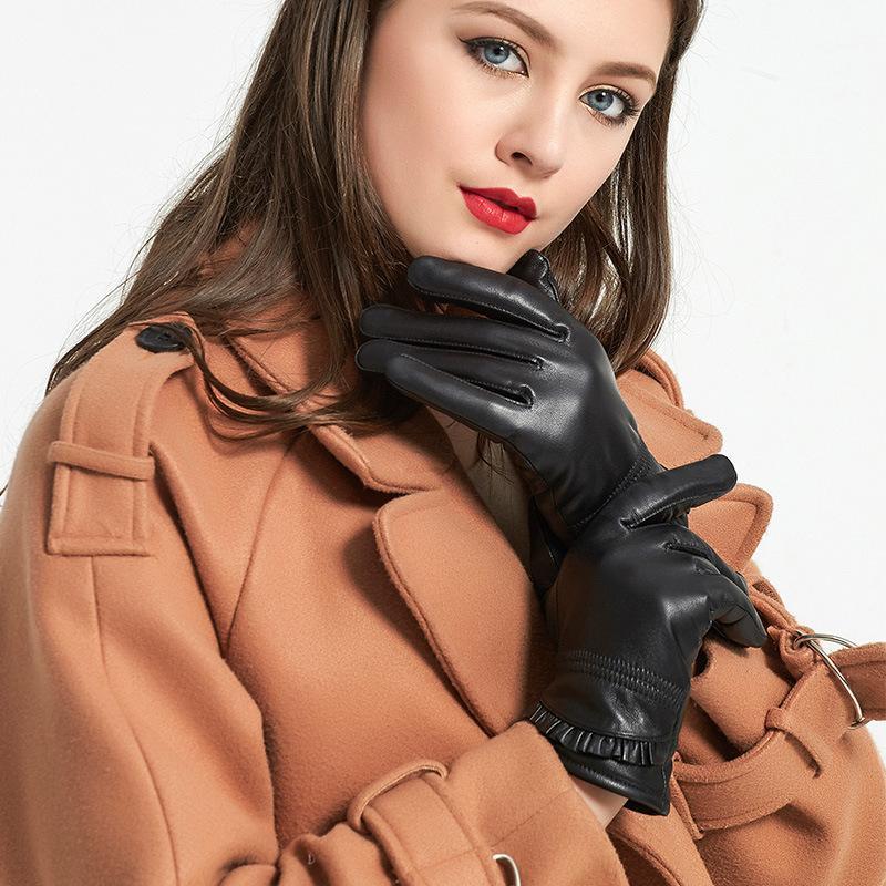 

JKP Autumn and winter women's leather gloves sheepskin discount pleated ruffled decorative women's leather gloves to keep warm1