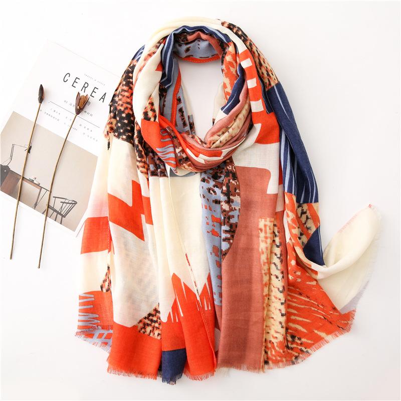 

2020 winter Cotton and Linen Scarf ethnic style Beach towel summer new Sunscreen flower silk Scarves woman fashion colour Shawl