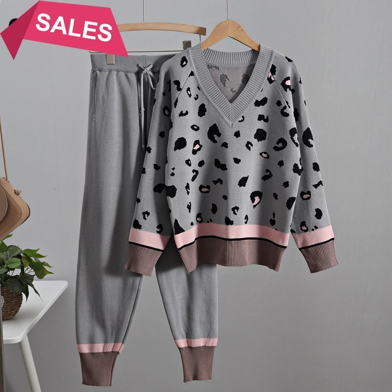 

2021 New Spring Tracksuits 2 Piece Sets Women Costume v Neck Pullover Sweater + Knitted Pencil Pants Suits 42bg, Gray