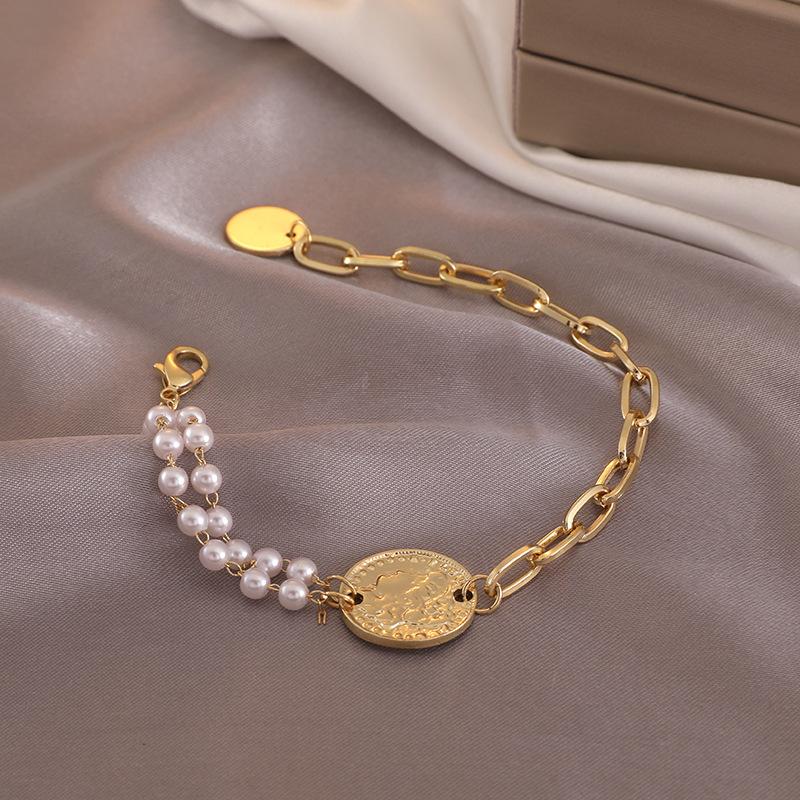 

Personality Gold Color Coin Beauty Portrait Mixed Chain Bracelets for Women Simulated Pearl Chunky Cuban Link Charm Bracelet