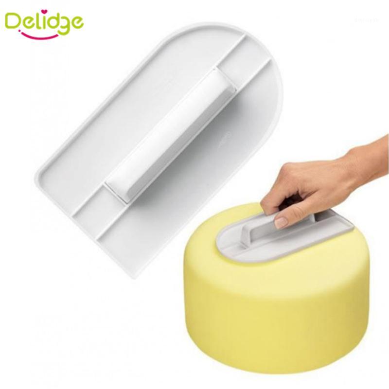 

Wholesale- 1 pcs Plastic Cake Smoother Polisher Tools Cake Decorating Smoother Fondant Sugarcraft Cake Spatulas DIY Baking Tools1