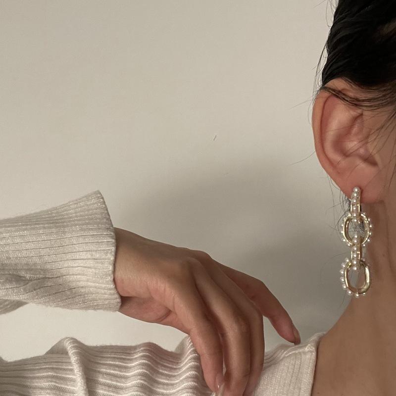 

TIMEONLY Luxury Simulation Pearl Chain Tassel Earrings for Women Lady Vintage Long Hollow Chunky Cuban Drop Earring for Women