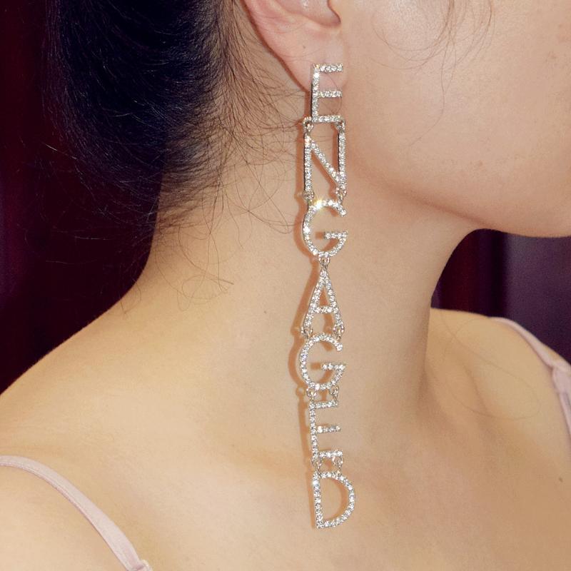 

Dangle & Chandelier Women Fashion Rhinestone Alloy Engaged Letters Earrings Jewelry Party Show Long Statement Earring Accessories