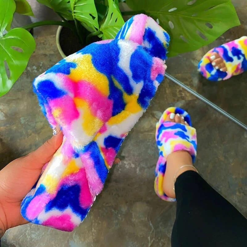 

Slippers 2021 Autumn/winter Flip Flop Fur Ms Color Large-size Thick-soled Graffiti Print Home Women Sandals 35-43, Wine red