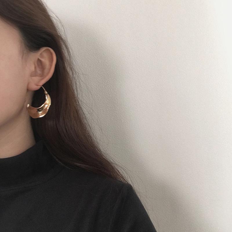 

New occident Irregular Boat Shaped Gold Silver Color Hoop Earrings For Women Geometric Metal Earring Jewellery Punk Gifts New1