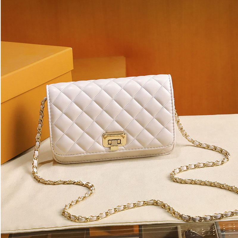 

Trendy Fashion Womens Crossbody Bags White Diamond Designer Small Square Bag Luxury Retro Intellectual Gold-plated Hardware Messenger Bag Women