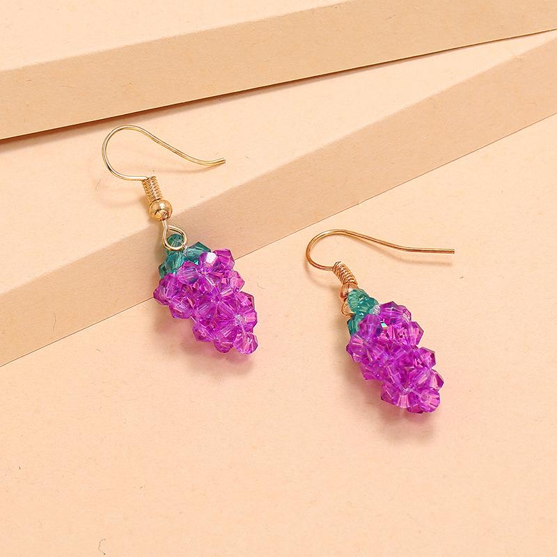 

Style Individualized and Popular Non-mainstream Earrings Japanese and Korean Fashion Elegant Exquisite Immortal Beaded Grape New
