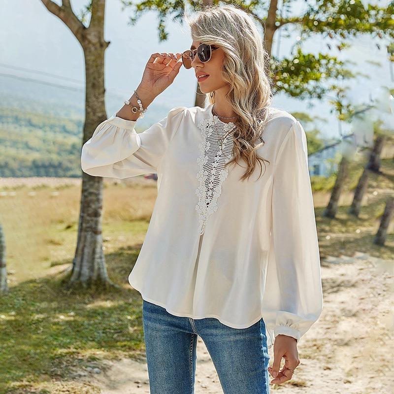 

Spring Lace Shirts Woman 2021 Stitching Hollow Out Casual White Blouse Lantern Sleeve Tops for Women Fashion Loose Blouses