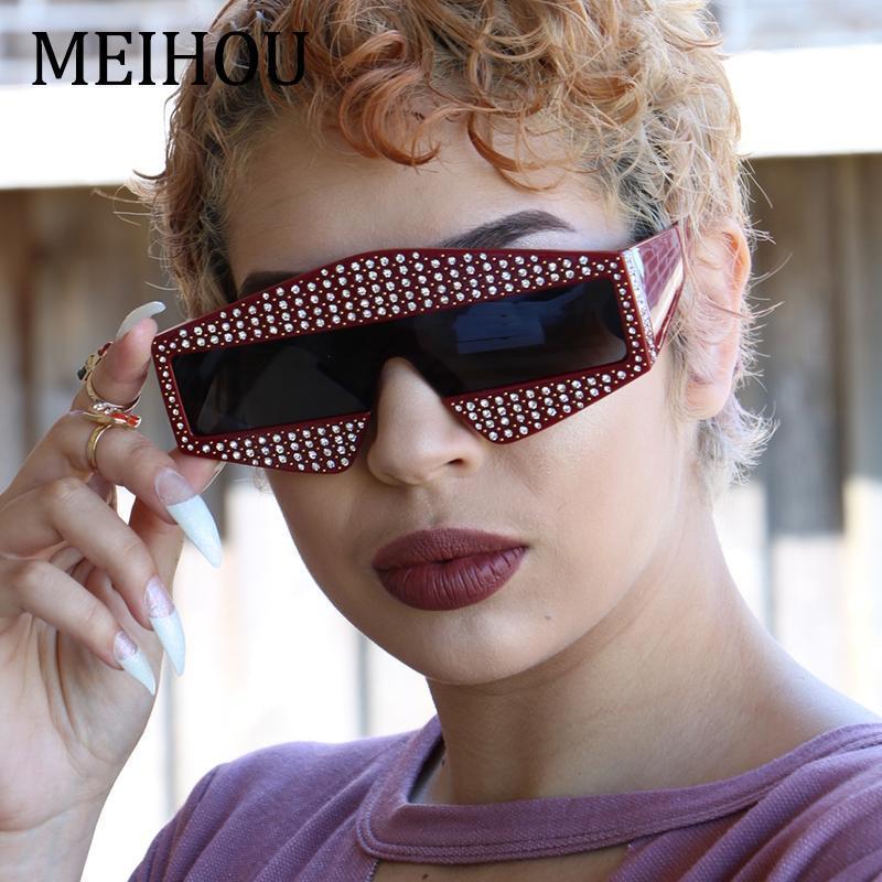 

Brand Oversized Diamond Sunglasses Women Fashion Big frame Luxury Designer Crystal Sun Glasses Female Oculos UV4001
