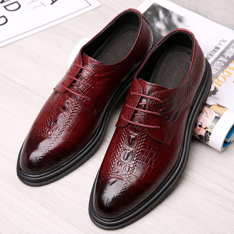 

Men's leather shoes business dress men's shoes fashion cowhide wedding business casual crocodile leather1, Black