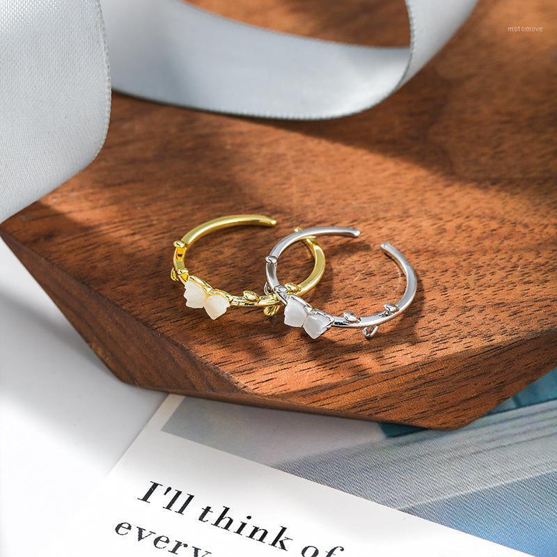 

2020 New fashion fine Acrylic butterfly modelling Women Rings sweet elegant temperament contracted metal leaves adjustable Rings1