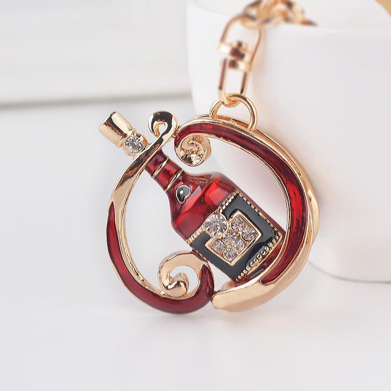 

New fashion jewelry pendant creative wine bottle car key ring pendant European and American cross-selling hot key chain charm1