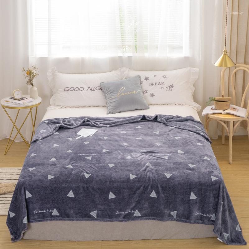 

Geometric bedspread blanket High Density Super Soft Flannel Blanket for the sofa/Bed/Car Portable Plaids1