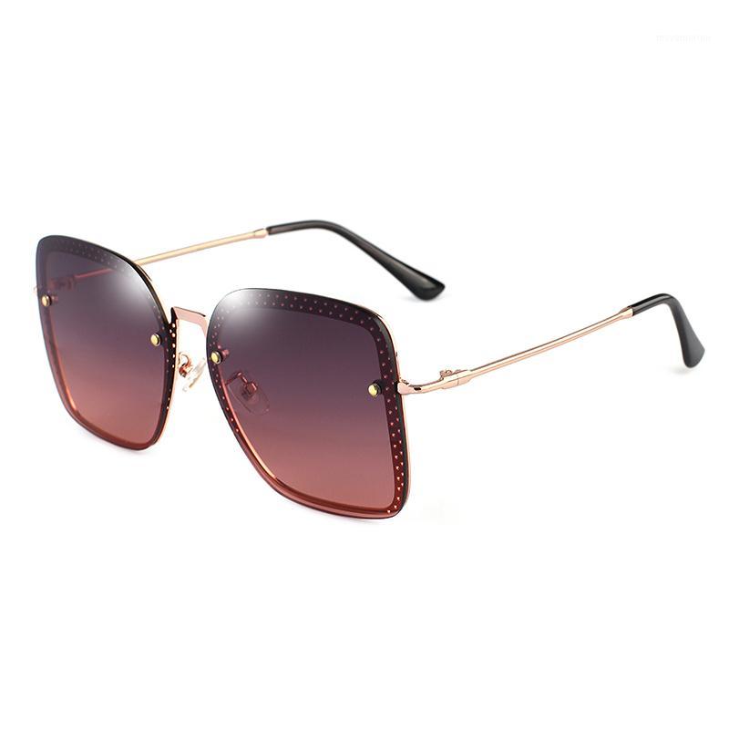 

Fashion Large Frame Square Metal Embellished UV400 Sunglasses Plastic Material Lenses UV400 Protection Eyewear1