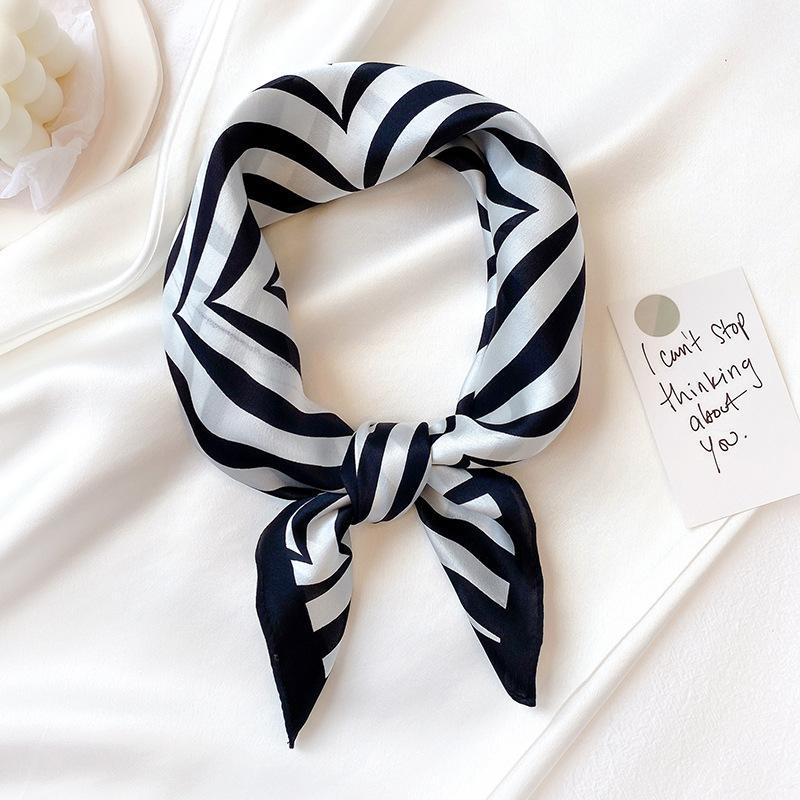 

2020 New Square Neck Scarf Lady Print Hair Band 100% Silk Neckerchief Foulard Women Bandana Head Scarves Bag Tie1
