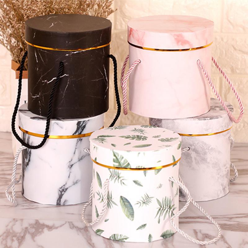 

Hat Boxes Round Floral Boxes Flower Packaging Paper Bag Gift Storage Box Florist Bouquet Flower Packaging Box With Lid Lanyard